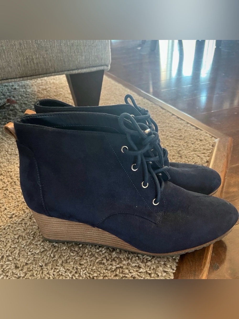 Dr. Sholl’s Size 11 Navy Blue Suede Wedge Ankle Boots - Lace-Up